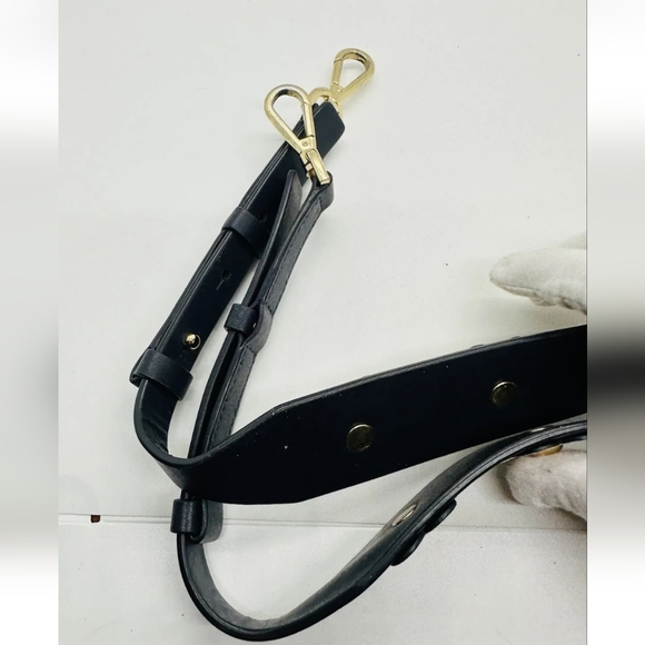 COACH LEATHER SHOULDER STRAP OFFICIAL 2nd STREET AFFILIATE - Picture 4 of 11